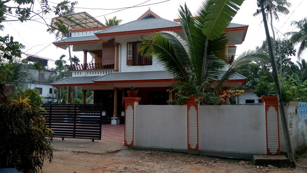 Navendu Home Stay Alappuzha Extérieur photo