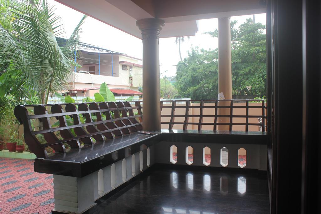 Navendu Home Stay Alappuzha Extérieur photo